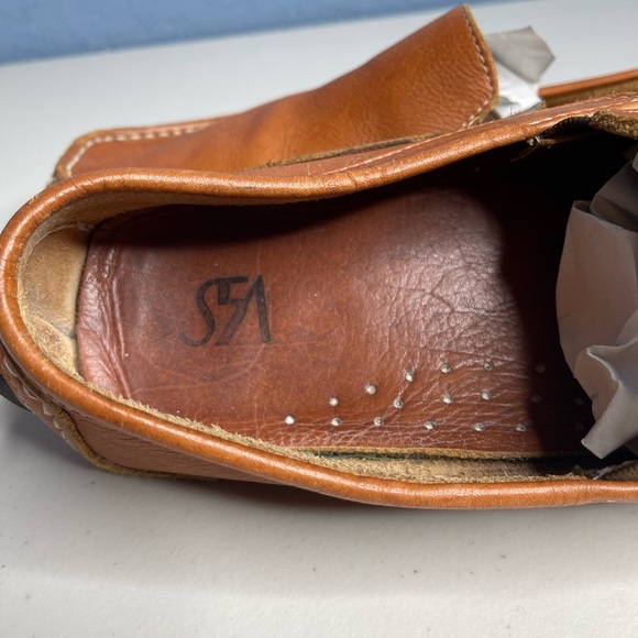 Saks Fifth Ave model 6433 Men\'s Tan all leather driving Loafers size 10 M main image 5